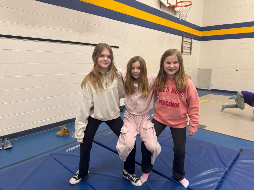 Mariposa Elementary School busts a move